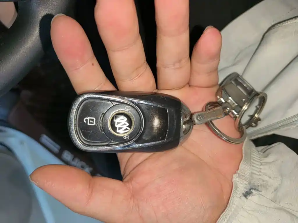 Buick Verano — миниатюра 9