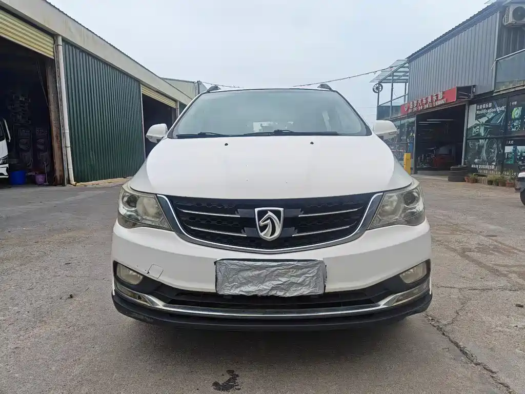 Baojun 730 1.5L Manual Comfort Type 7 seats China V, фото 8