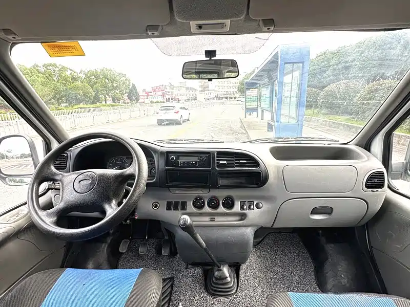 Ford Transit Classic — миниатюра 8