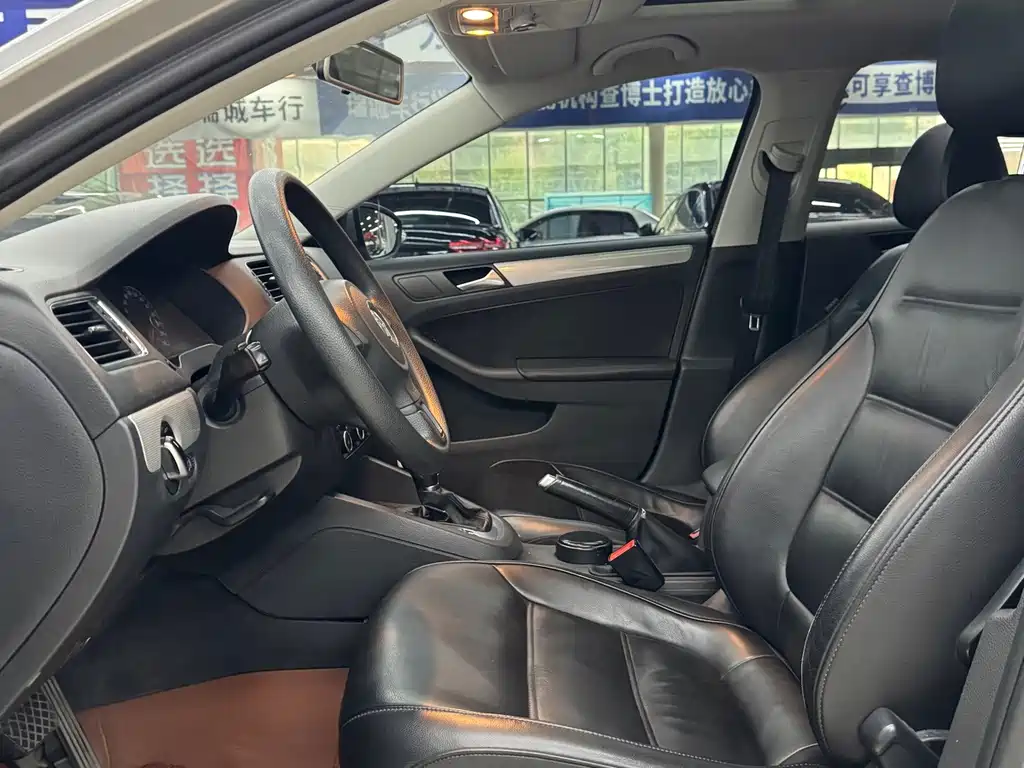 Volkswagen Sagitar — миниатюра 10