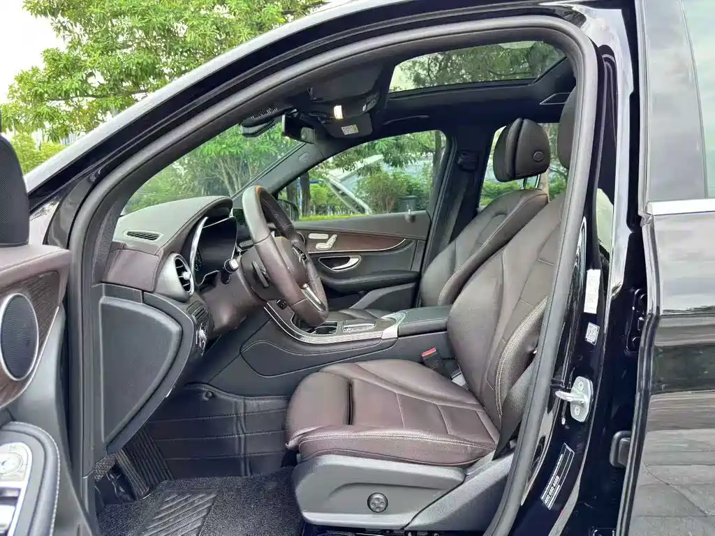 Mercedes-Benz GLC — миниатюра 5