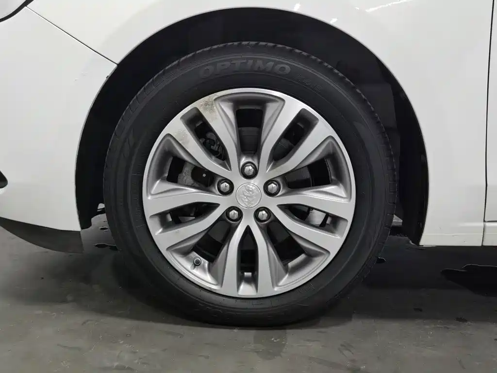 Buick Excelle — миниатюра 17