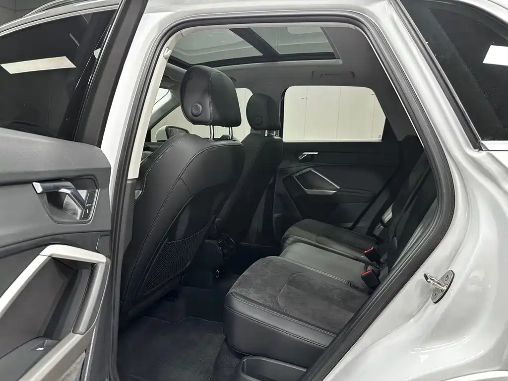 Audi Q3 — миниатюра 16
