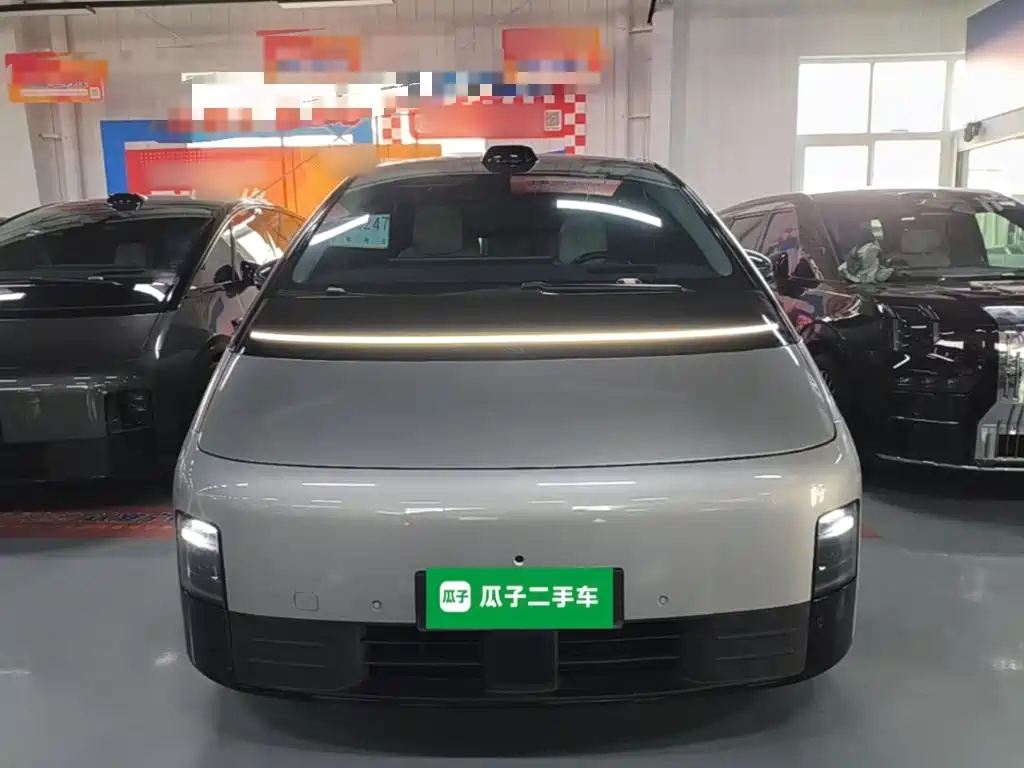Li Auto Li MEGA — миниатюра 3