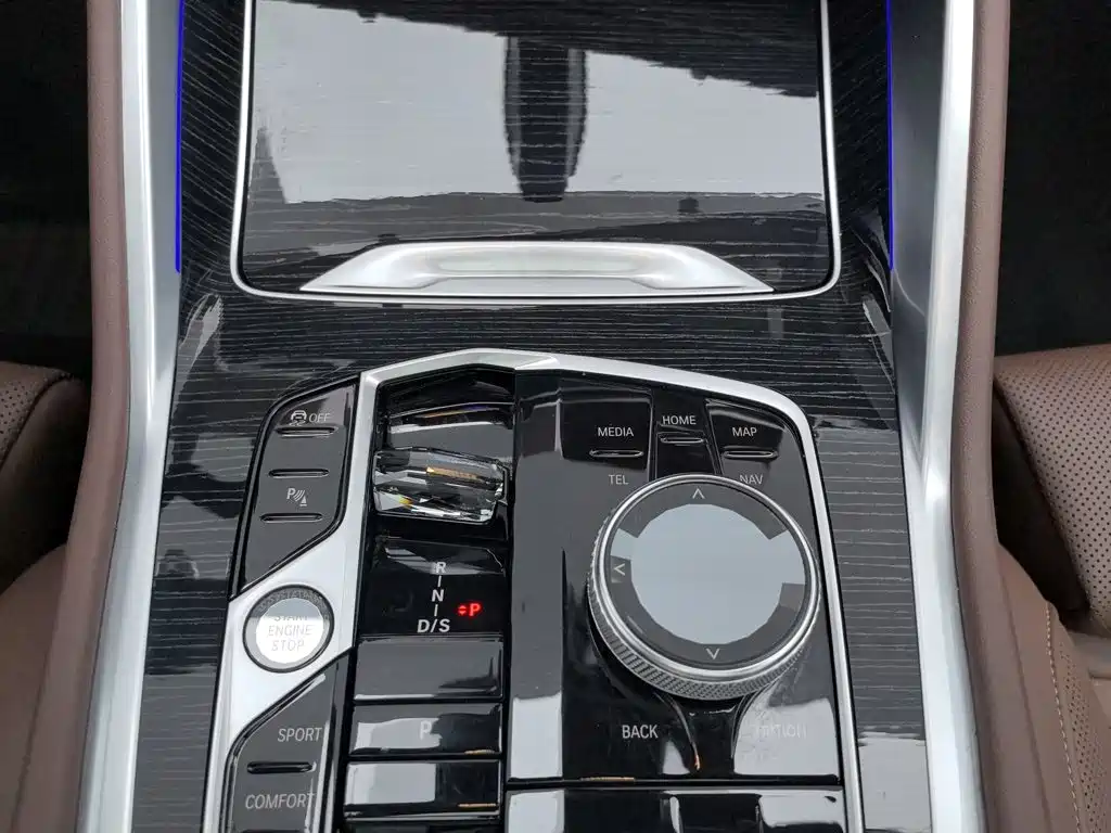 BMW X6 — миниатюра 13