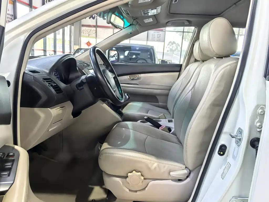 BYD S6 — миниатюра 8