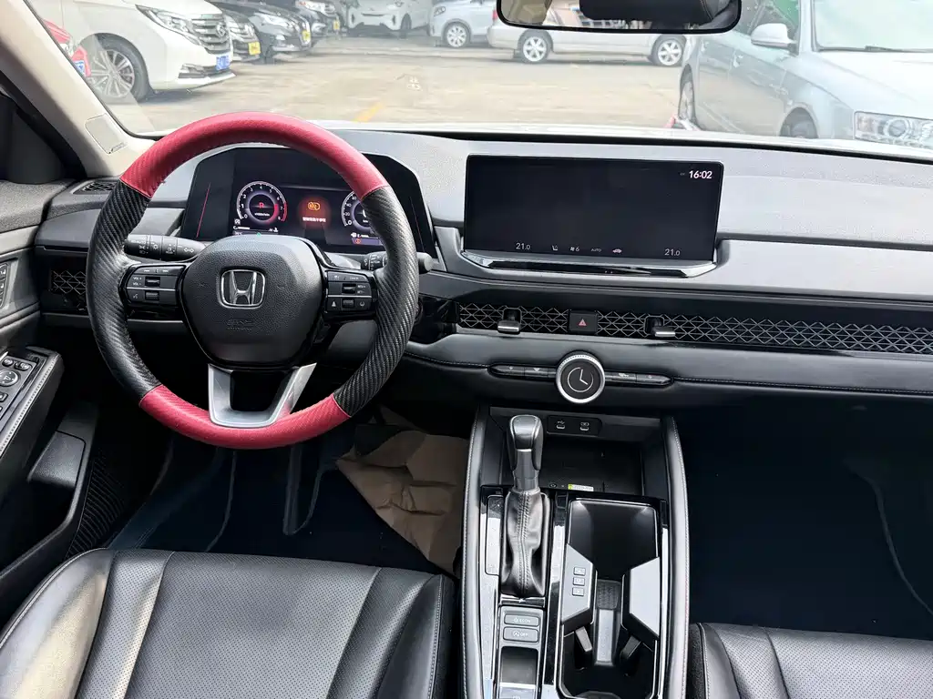 Honda Accord — миниатюра 5