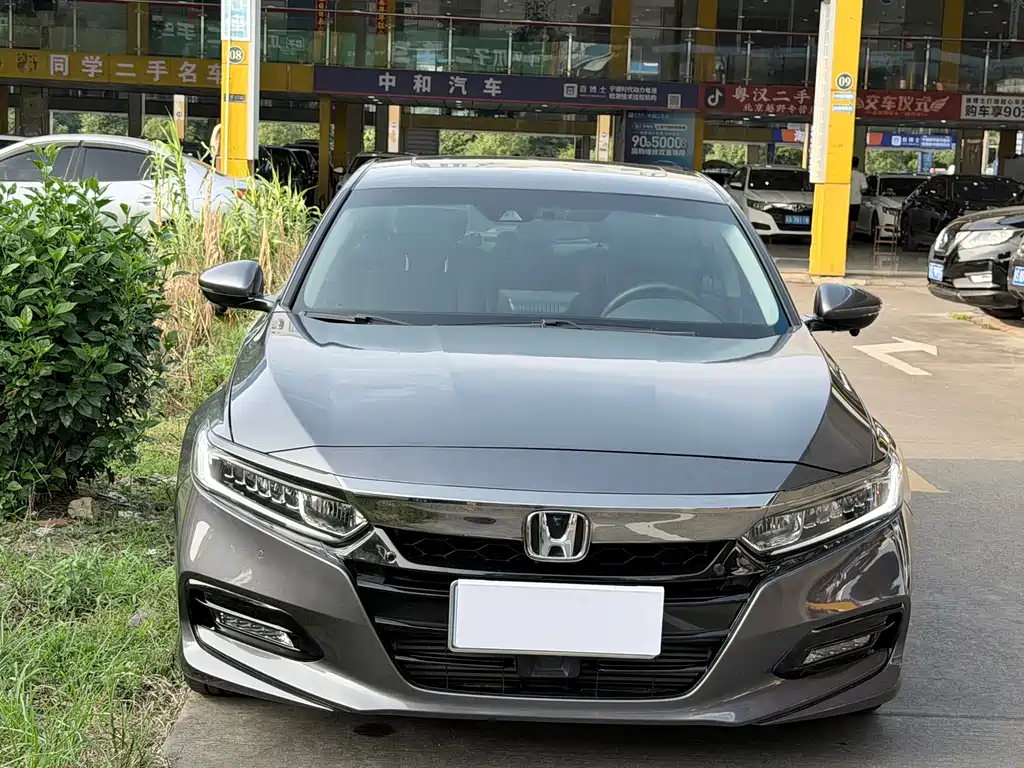 Honda Accord — миниатюра 2
