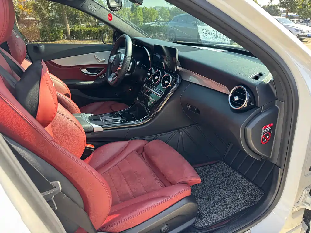 MERCEDES-BENZ C CLASS