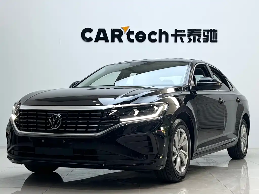 Volkswagen Passat 2023