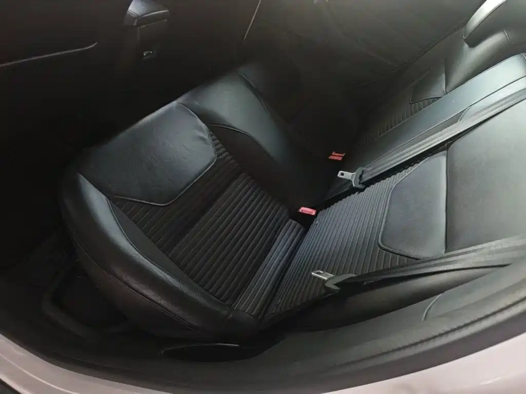 Ford Focus — миниатюра 17