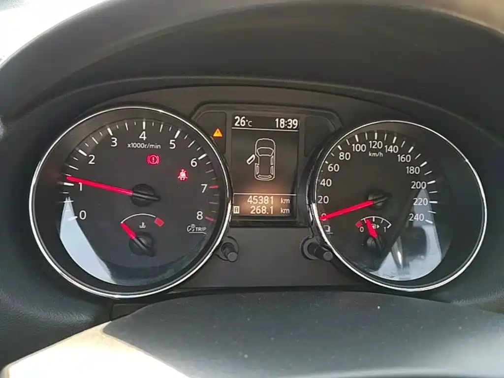 Nissan Qashqai — миниатюра 12