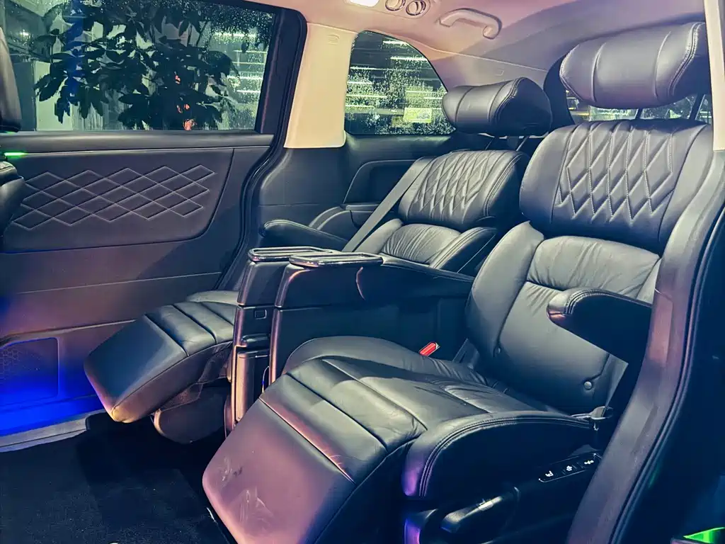 Honda Elysion — миниатюра 6