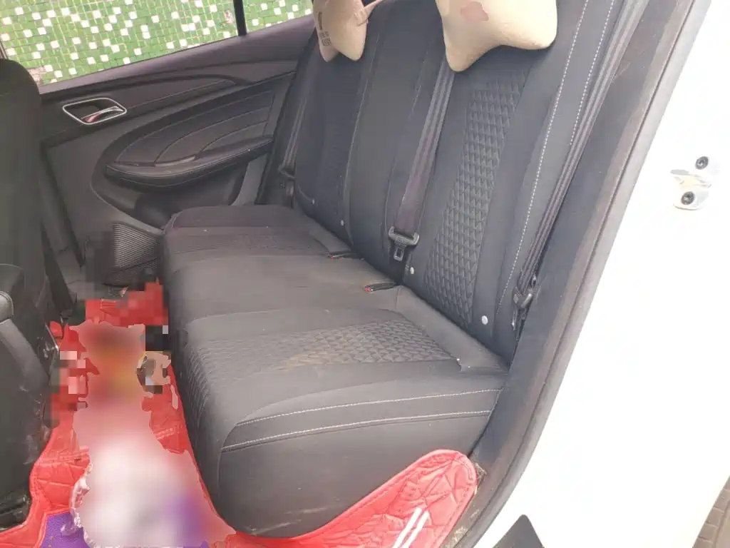 Roewe i5 — миниатюра 18
