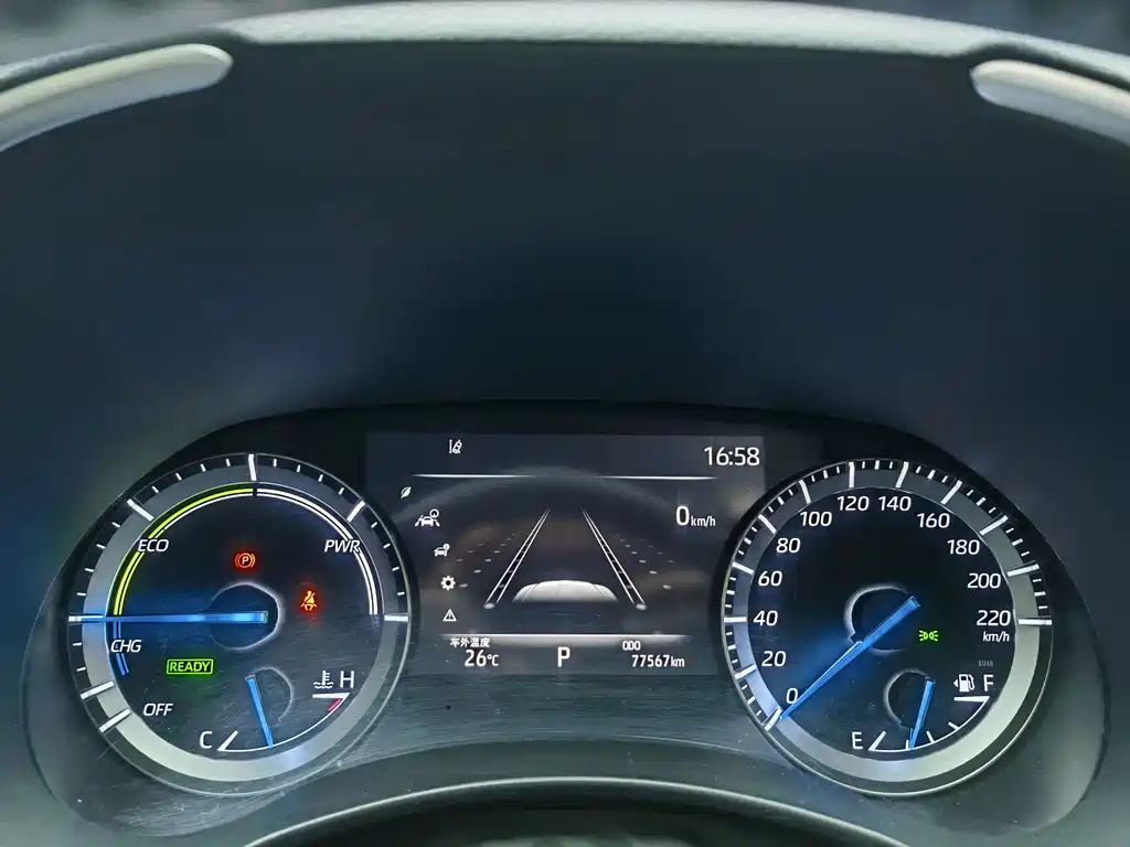 Toyota Crown Kluger — миниатюра 15