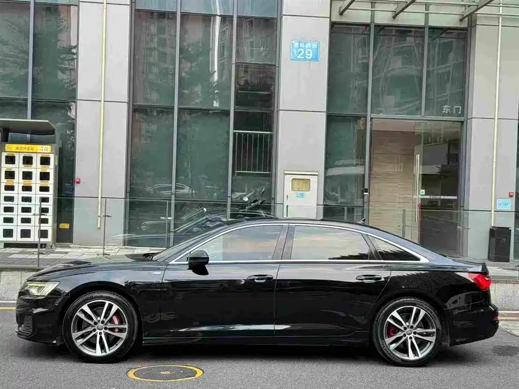 Audi A6L — миниатюра 2