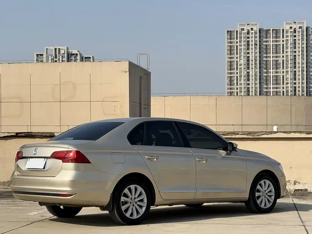 Volkswagen Bora — миниатюра 4