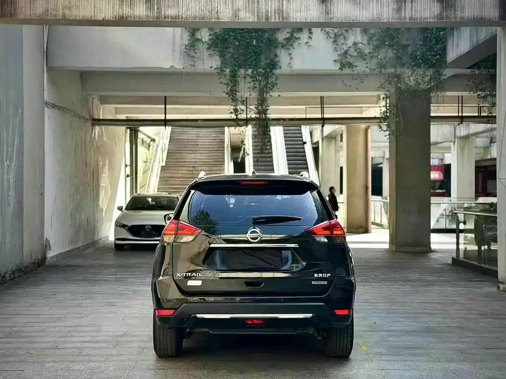 Nissan X-Trail — миниатюра 3