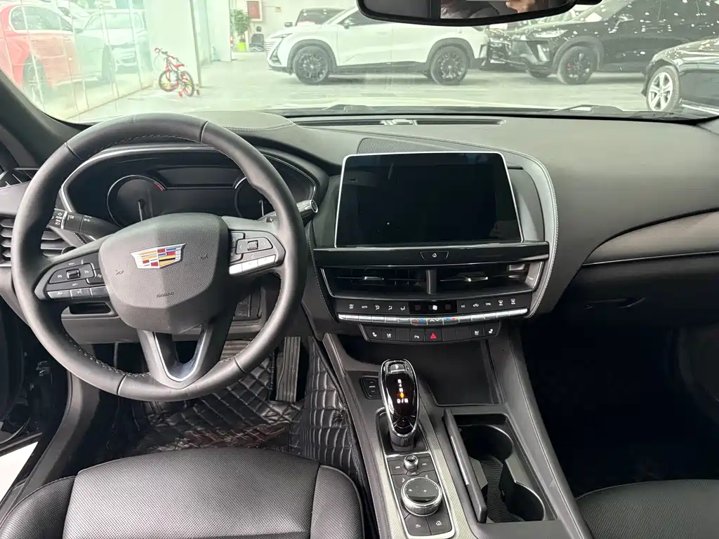 Cadillac CT5 2022 28T Luxury （ Standard ）