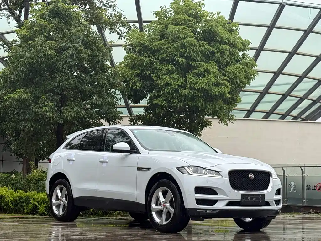 JAGUAR  F PACE
