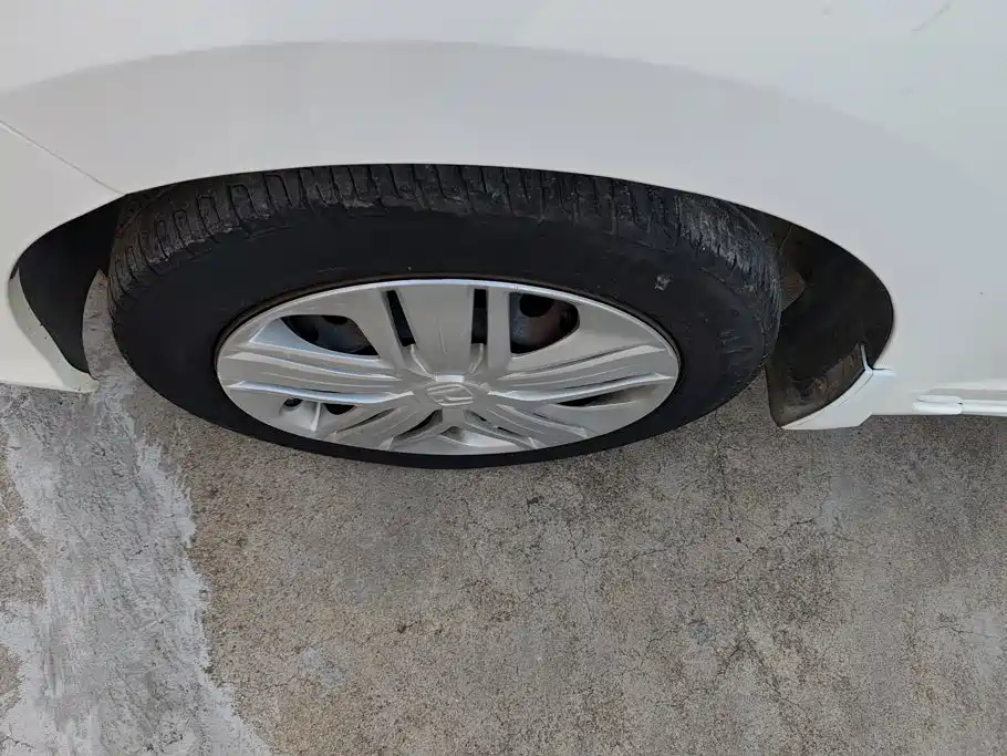 Honda Fit — миниатюра 6
