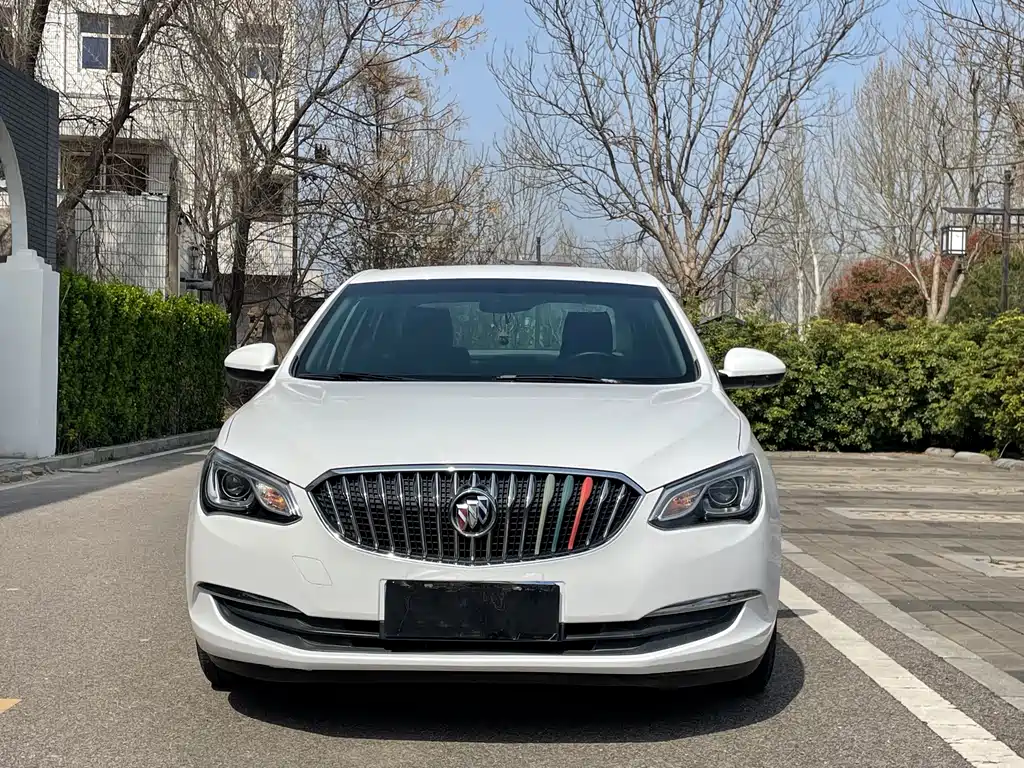 Buick Excelle — миниатюра 2