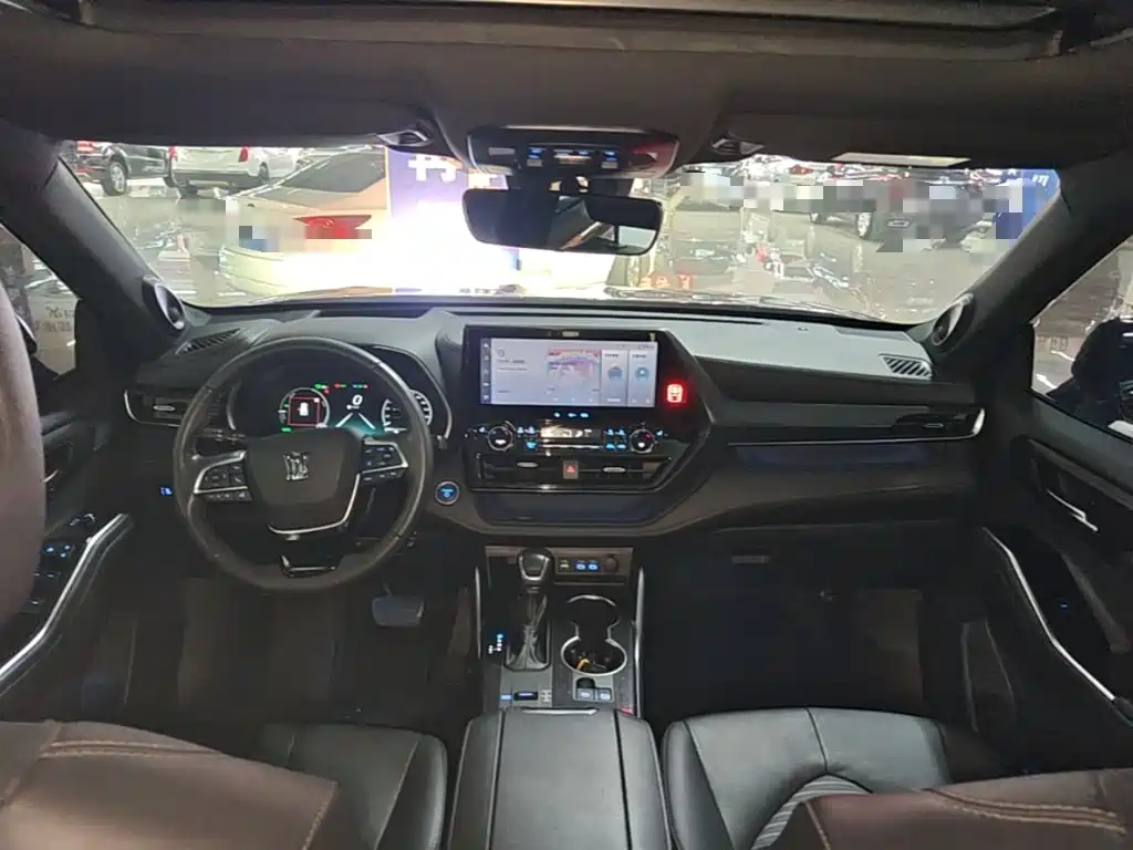 Toyota Crown Kluger — миниатюра 10