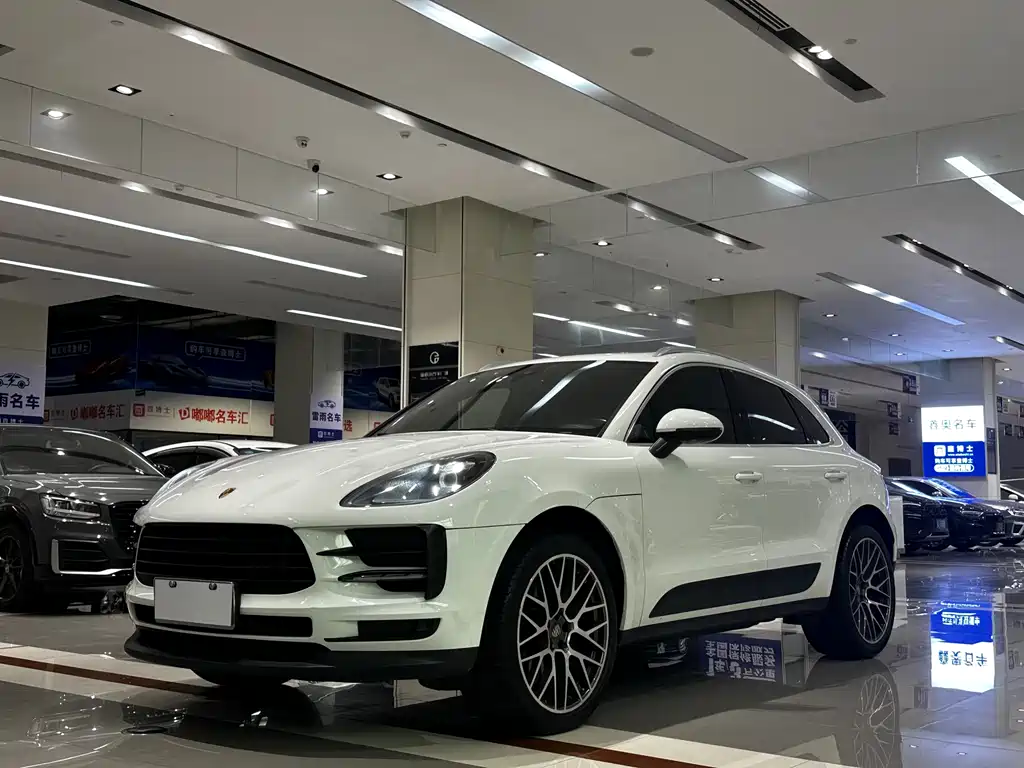 Купить Porsche Macan