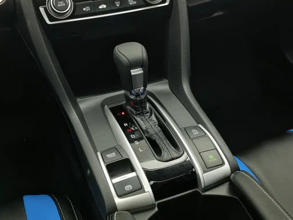 Honda Civic — миниатюра 13
