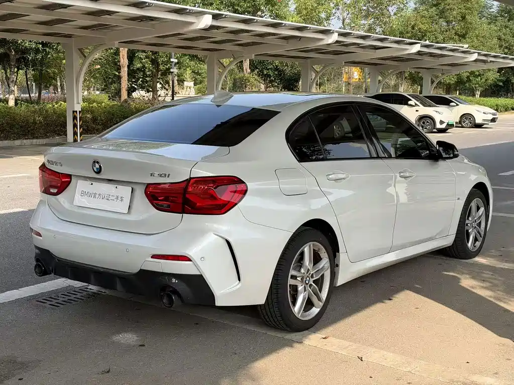 BMW 1 Series — миниатюра 8