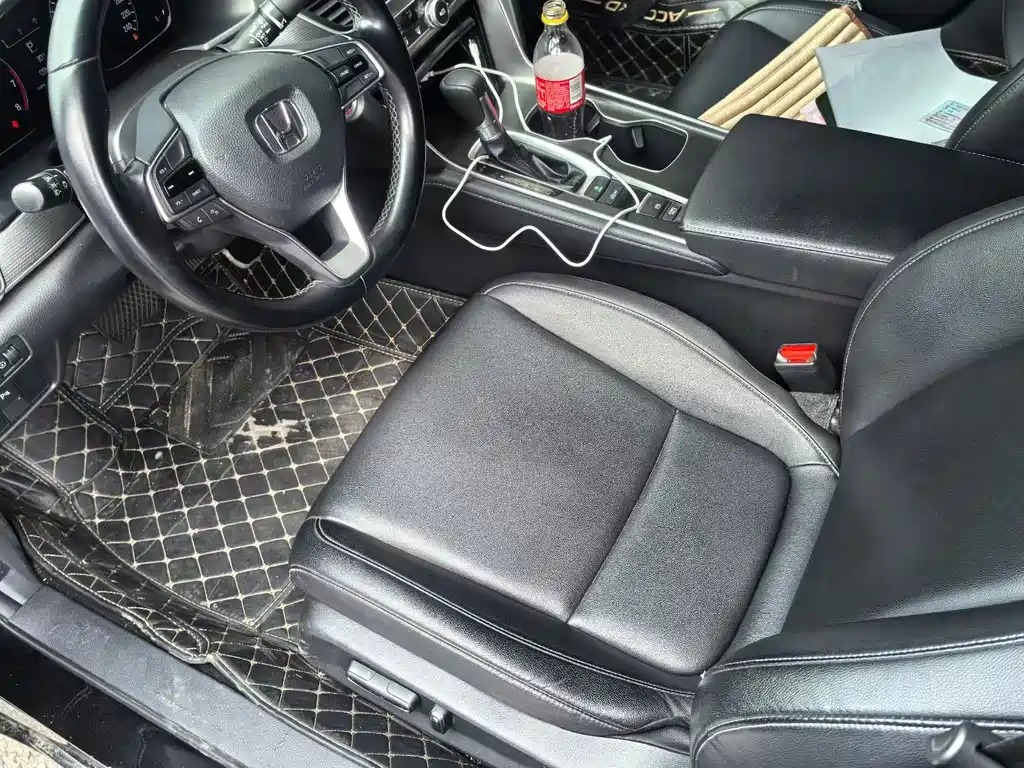 Honda Accord — миниатюра 7