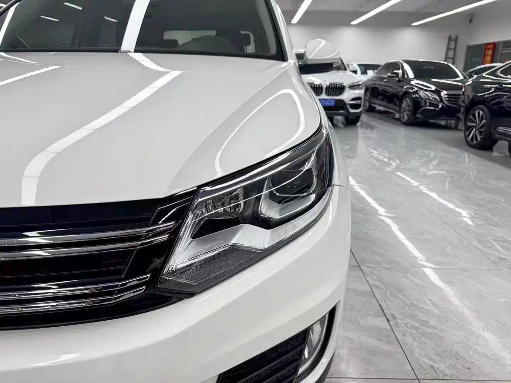 Volkswagen Tiguan — миниатюра 21