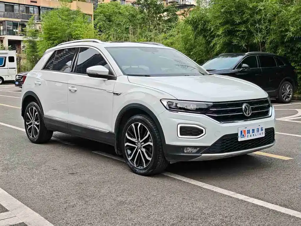 Volkswagen T-Roc — миниатюра 2