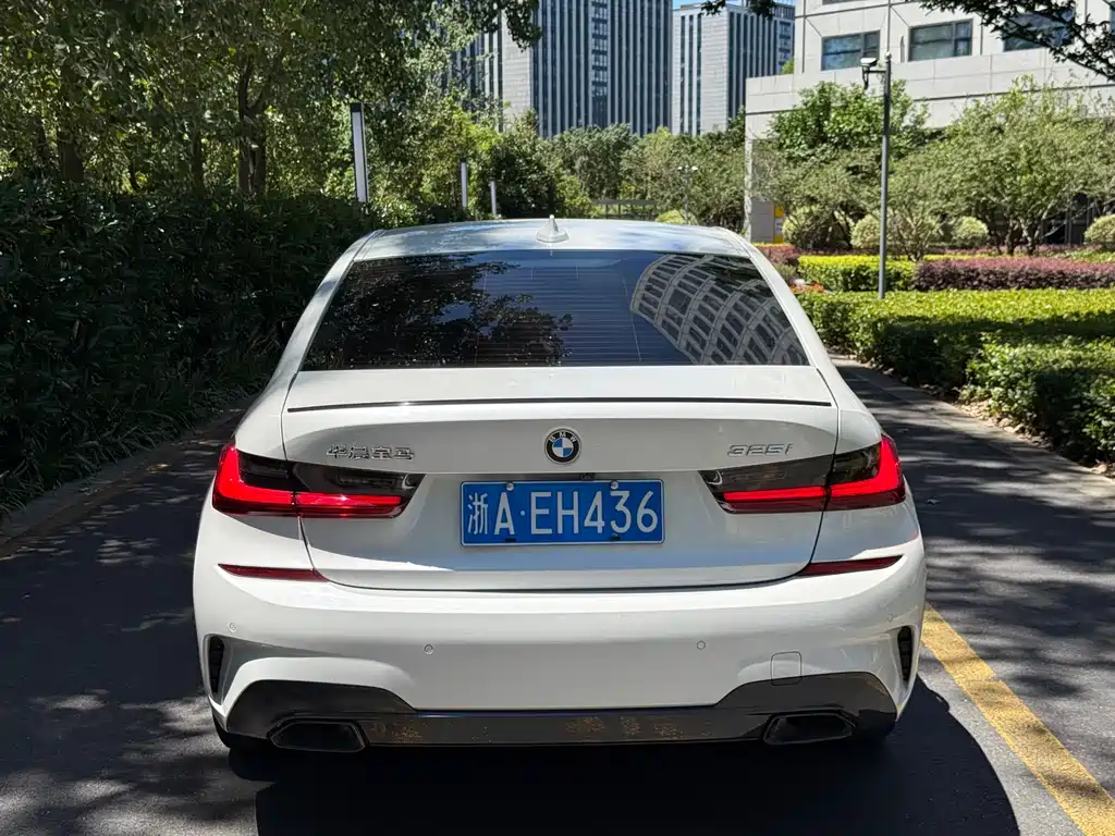 BMW 3 Series 3 2022 325i M Sport