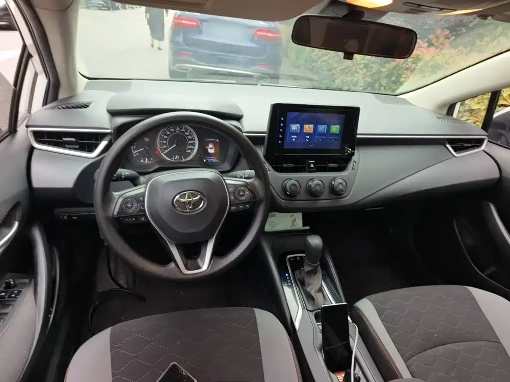 Toyota Corolla — миниатюра 12