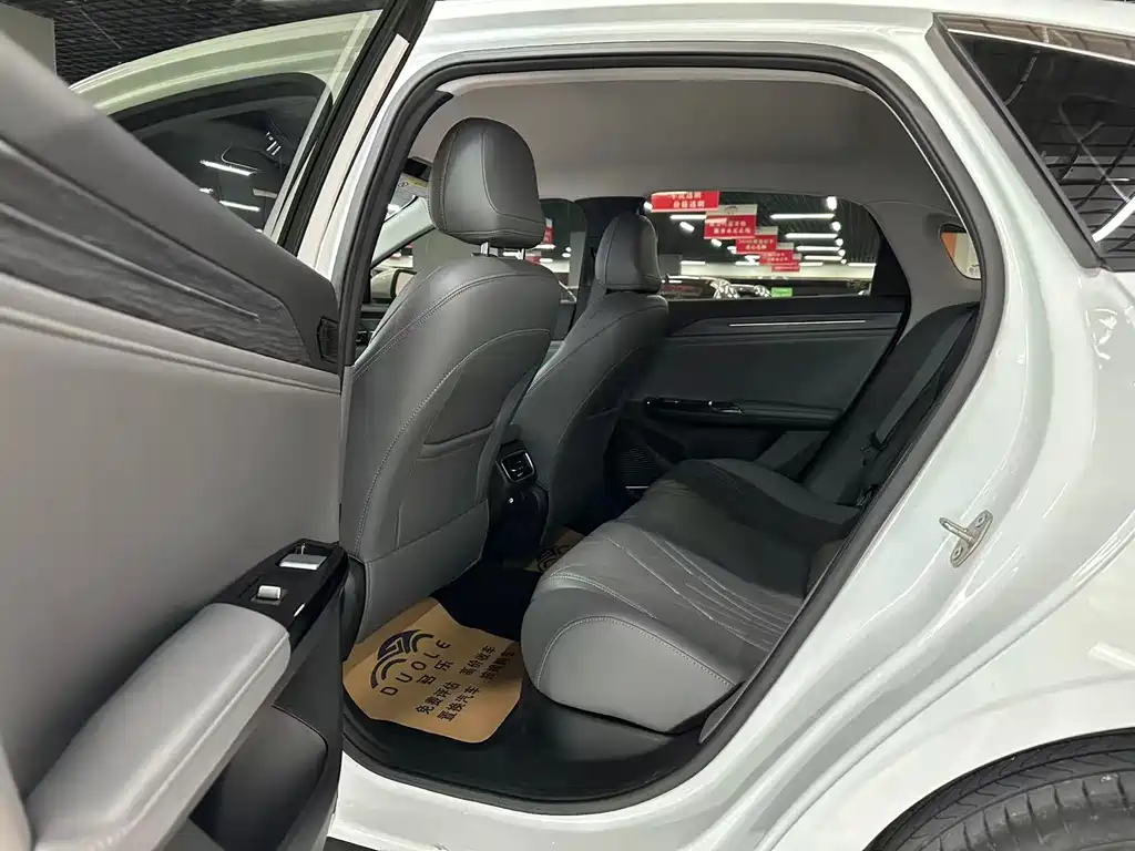 GEELY GALAXY GALAXY L6