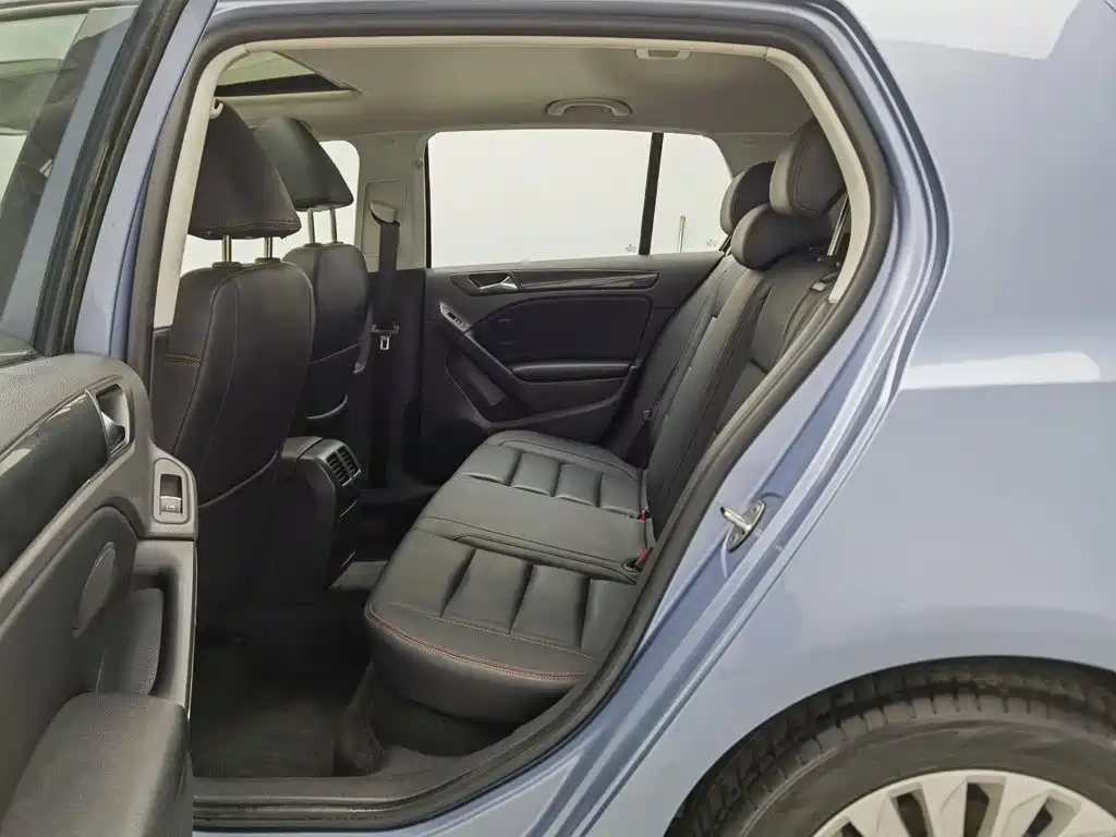 Volkswagen Golf — миниатюра 15