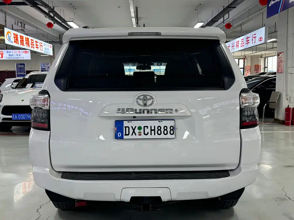 Toyota 4Runner 2020 4.0L AT