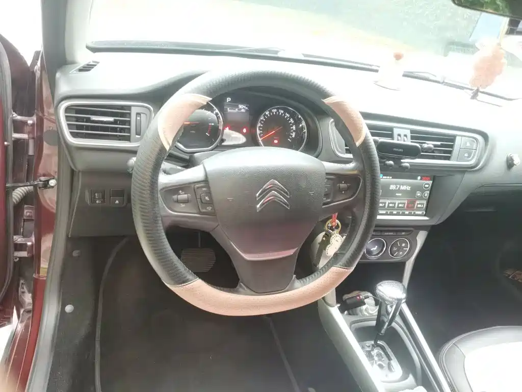 Citroen C3-XR — миниатюра 7