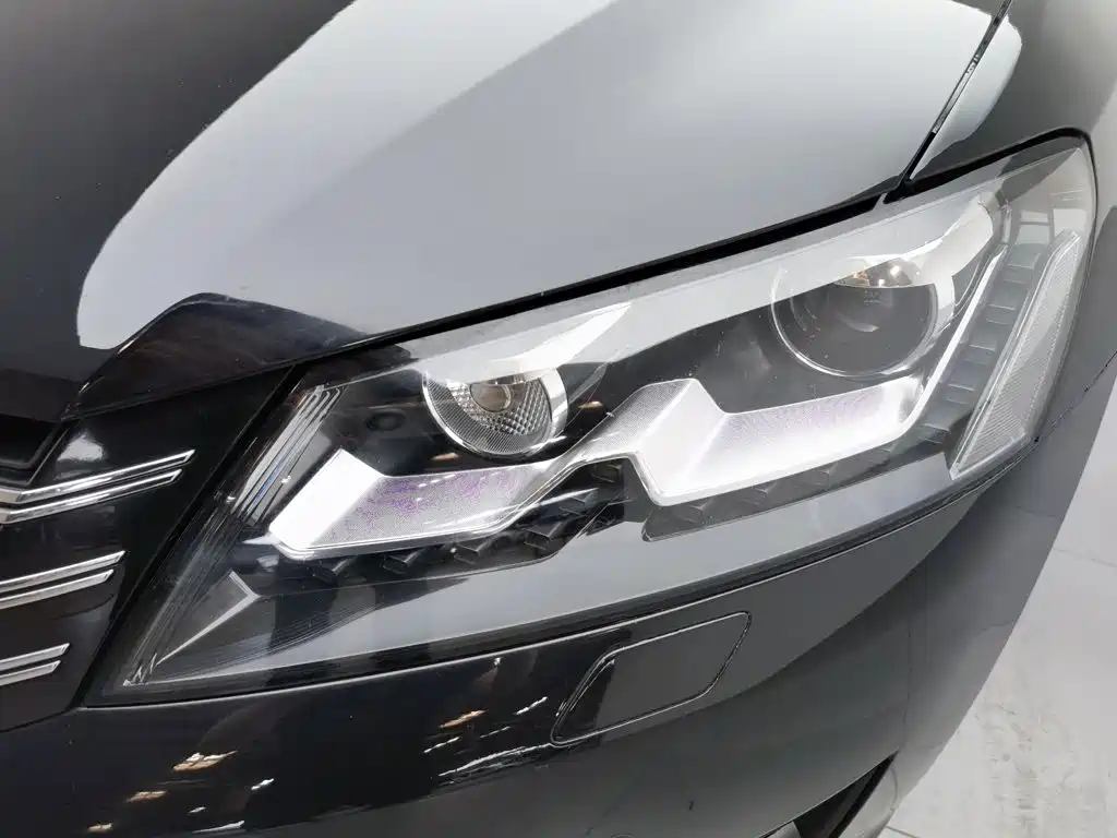 Volkswagen Passat 2013 1.8TSI DSG