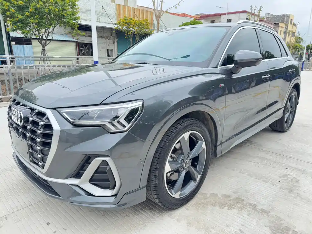 Audi Q3 2023