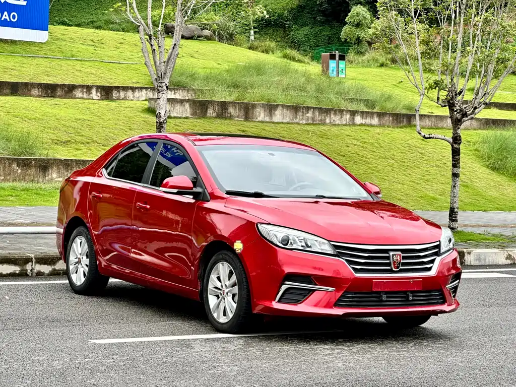 Roewe 360 2018 PLUS 1.5L MT Premium