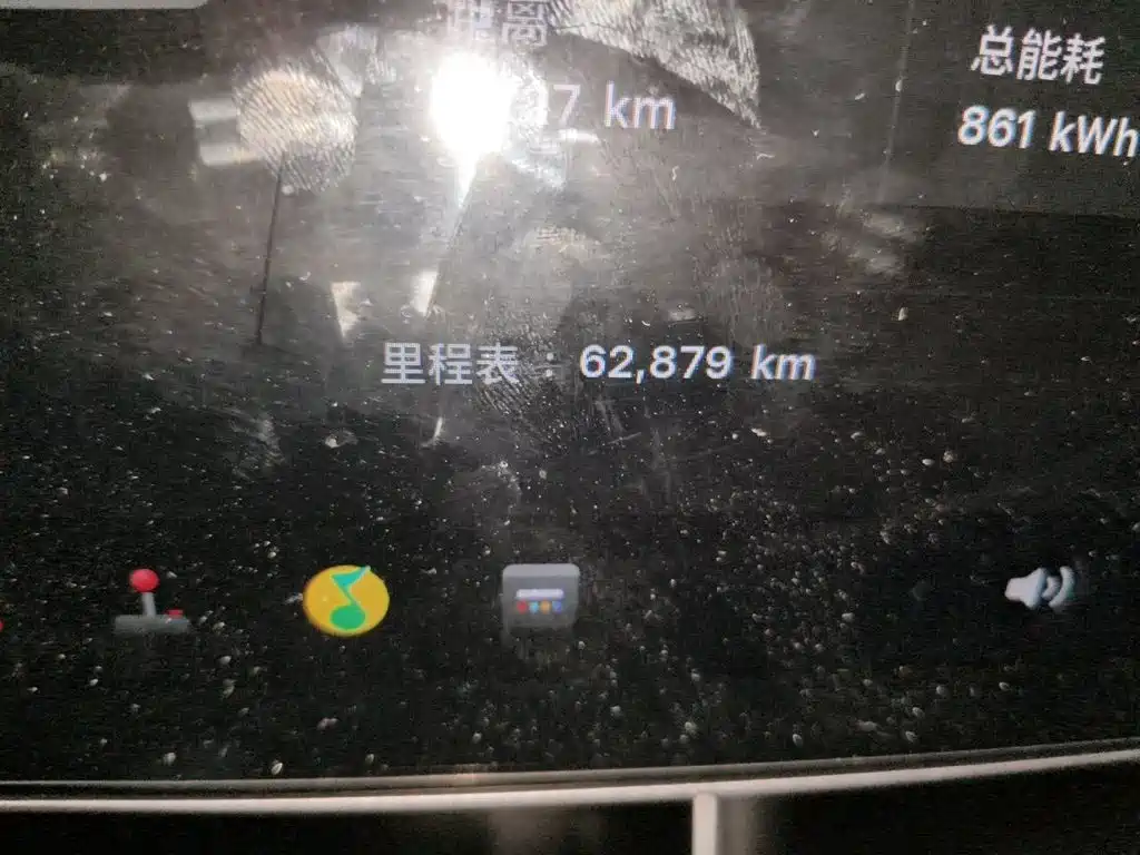Tesla Model 3 — миниатюра 13
