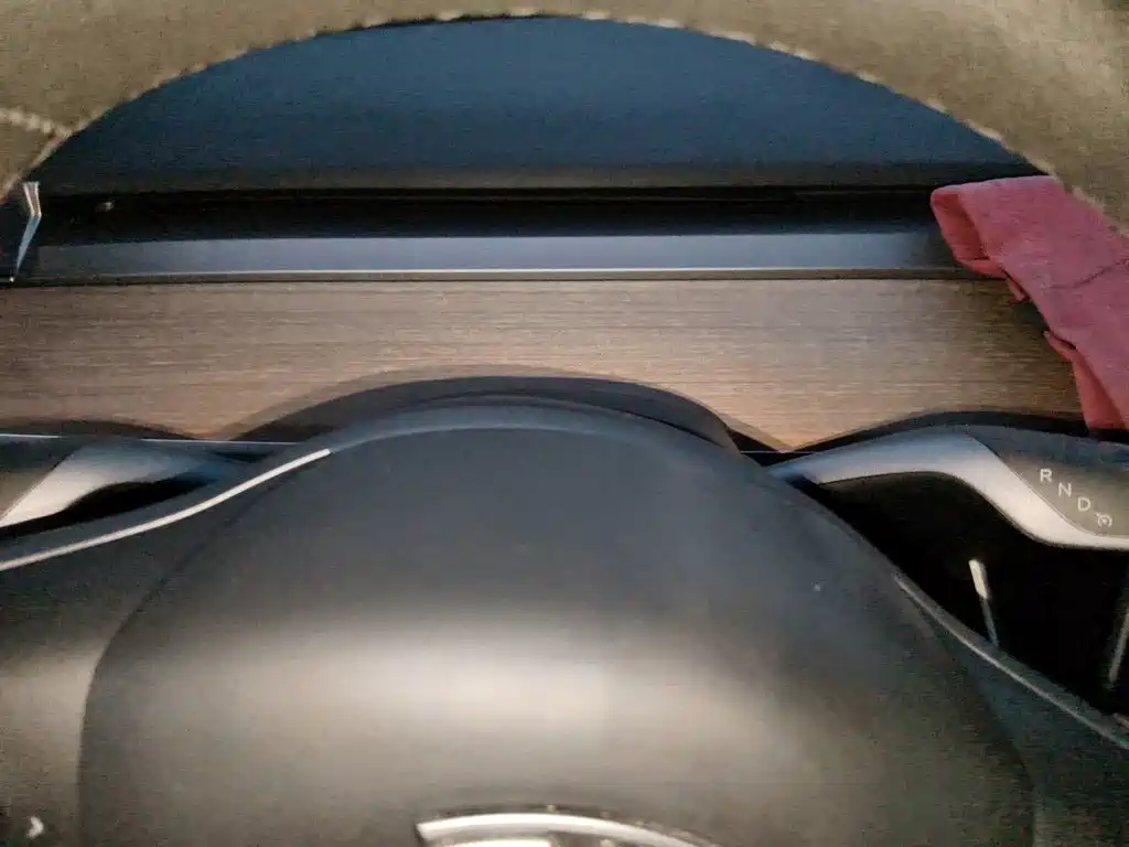 Tesla Model 3 — миниатюра 12