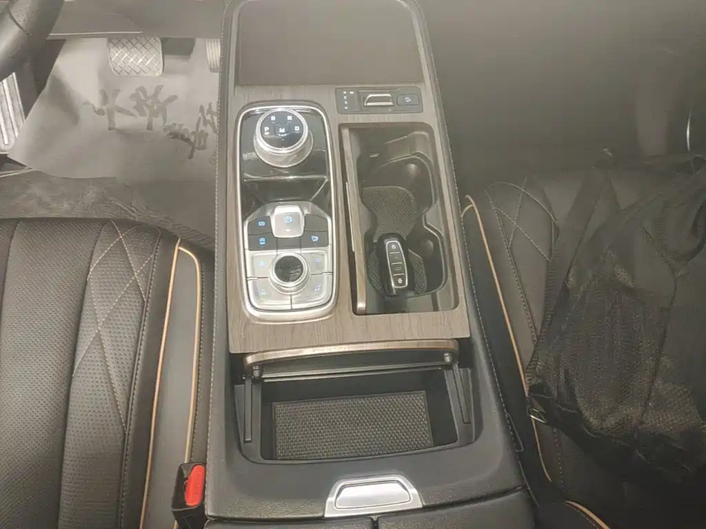 Ford Equator — миниатюра 14