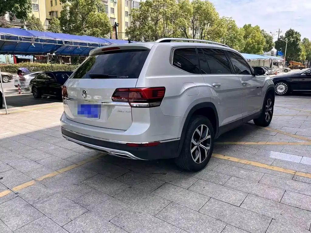Volkswagen Teramont — миниатюра 4