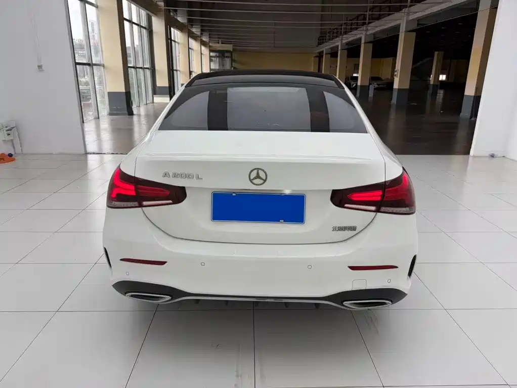 Mercedes-Benz A-Class — миниатюра 8