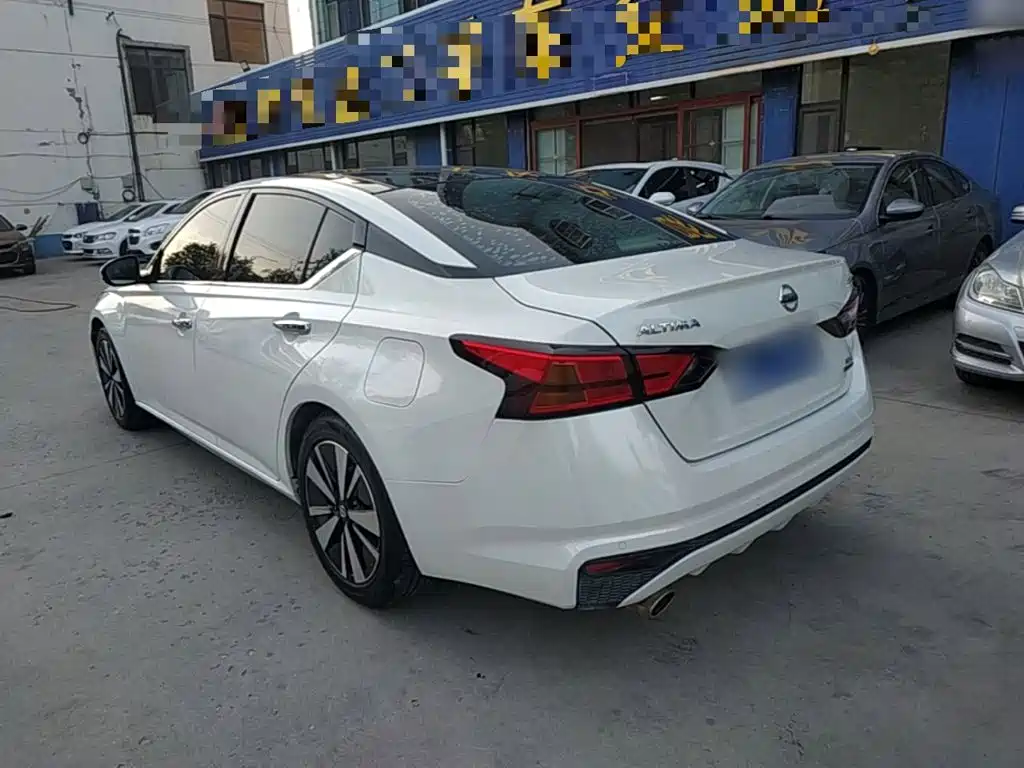 Nissan Teana — миниатюра 5