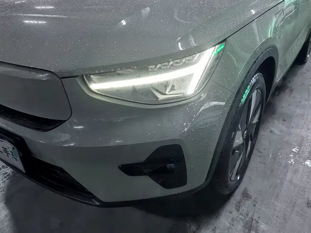 Volvo C40 — миниатюра 12