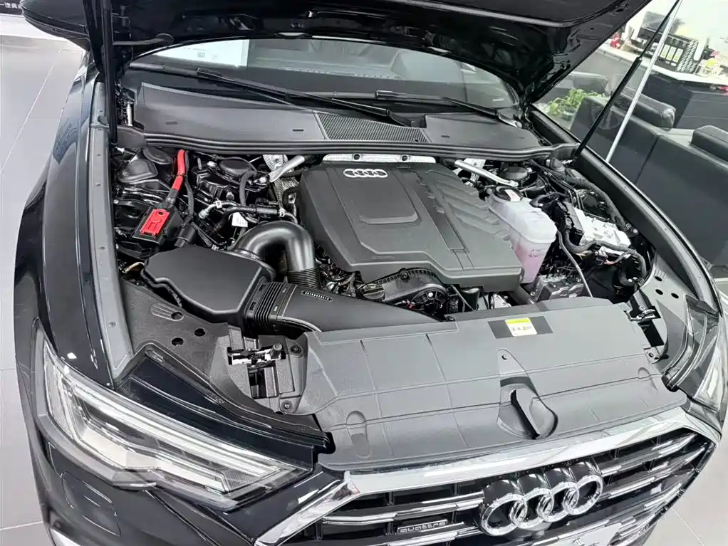Audi A6L 2025 45 TFSI quattro